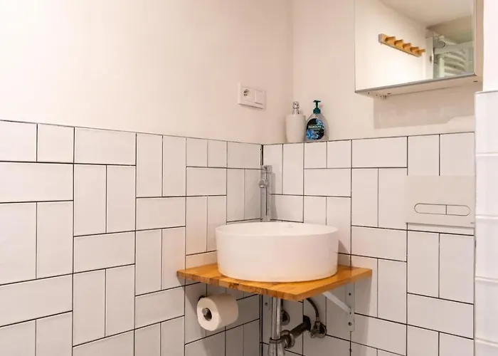 Apartamento All Saint's - Blisko Centrum, Wyspy - By Spaceapart Wrocław