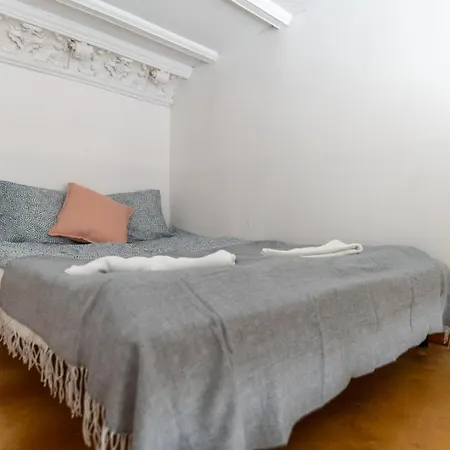 Lägenhet All Saint's - Blisko Centrum, Wyspy - By Spaceapart *